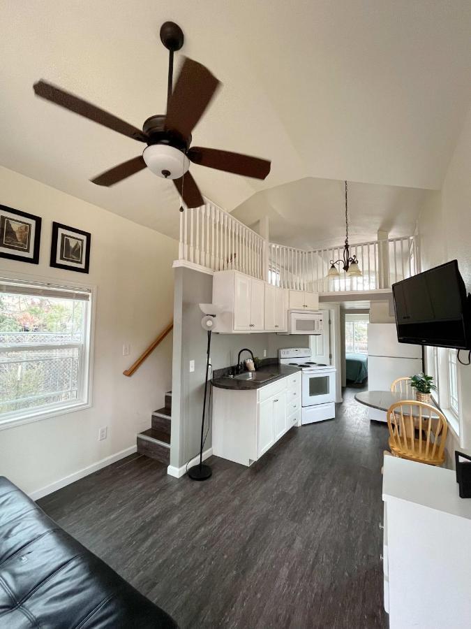 Cedar Tiny Home Woodland Park Exterior photo