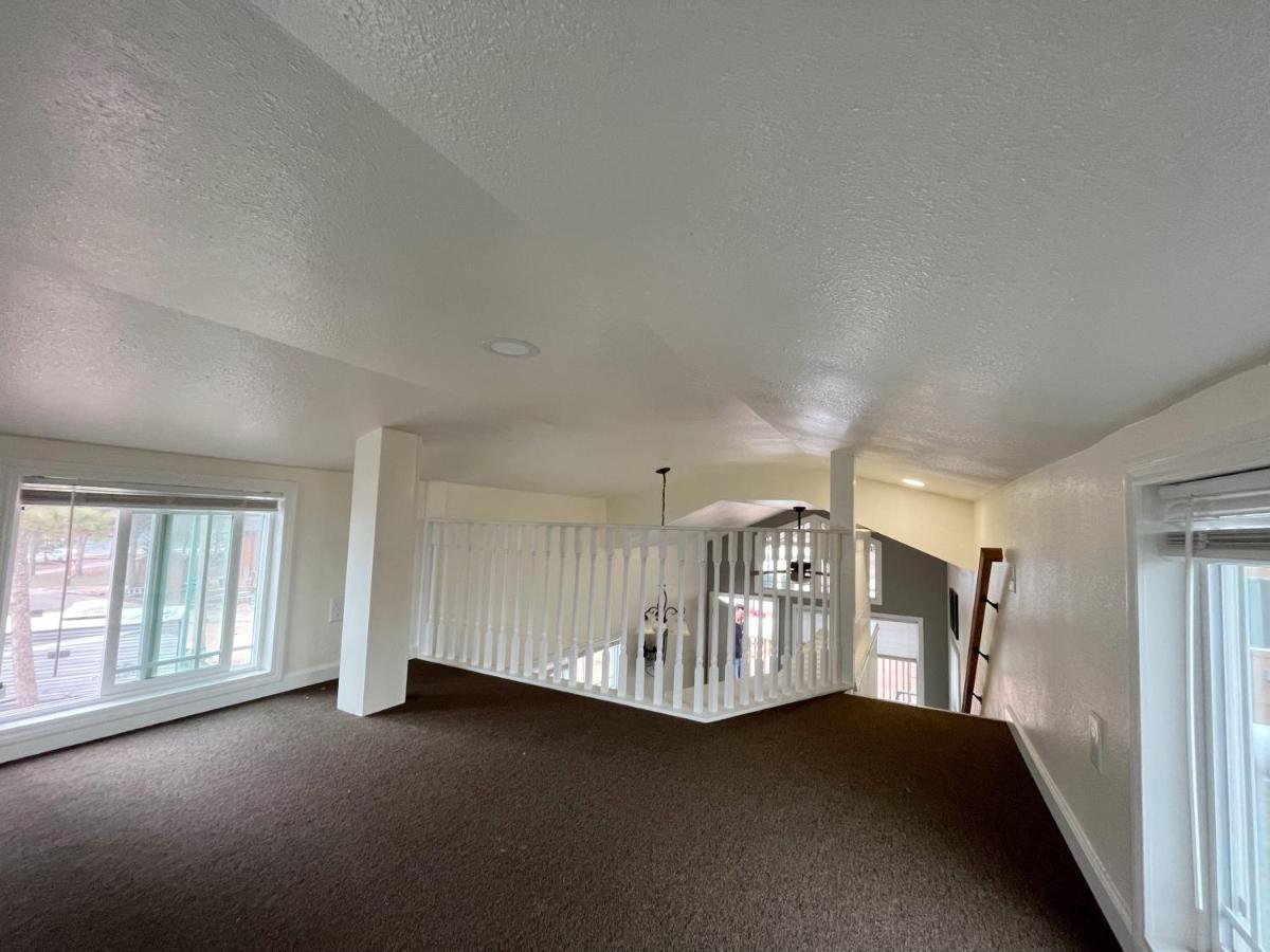 Cedar Tiny Home Woodland Park Exterior photo